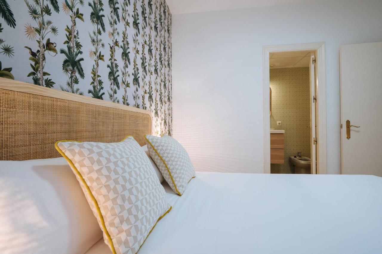 Lirio Suite Apartment - Private Parking Included Севиля Екстериор снимка